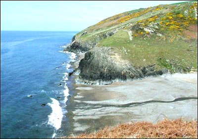 The secret beach Traeth Soden